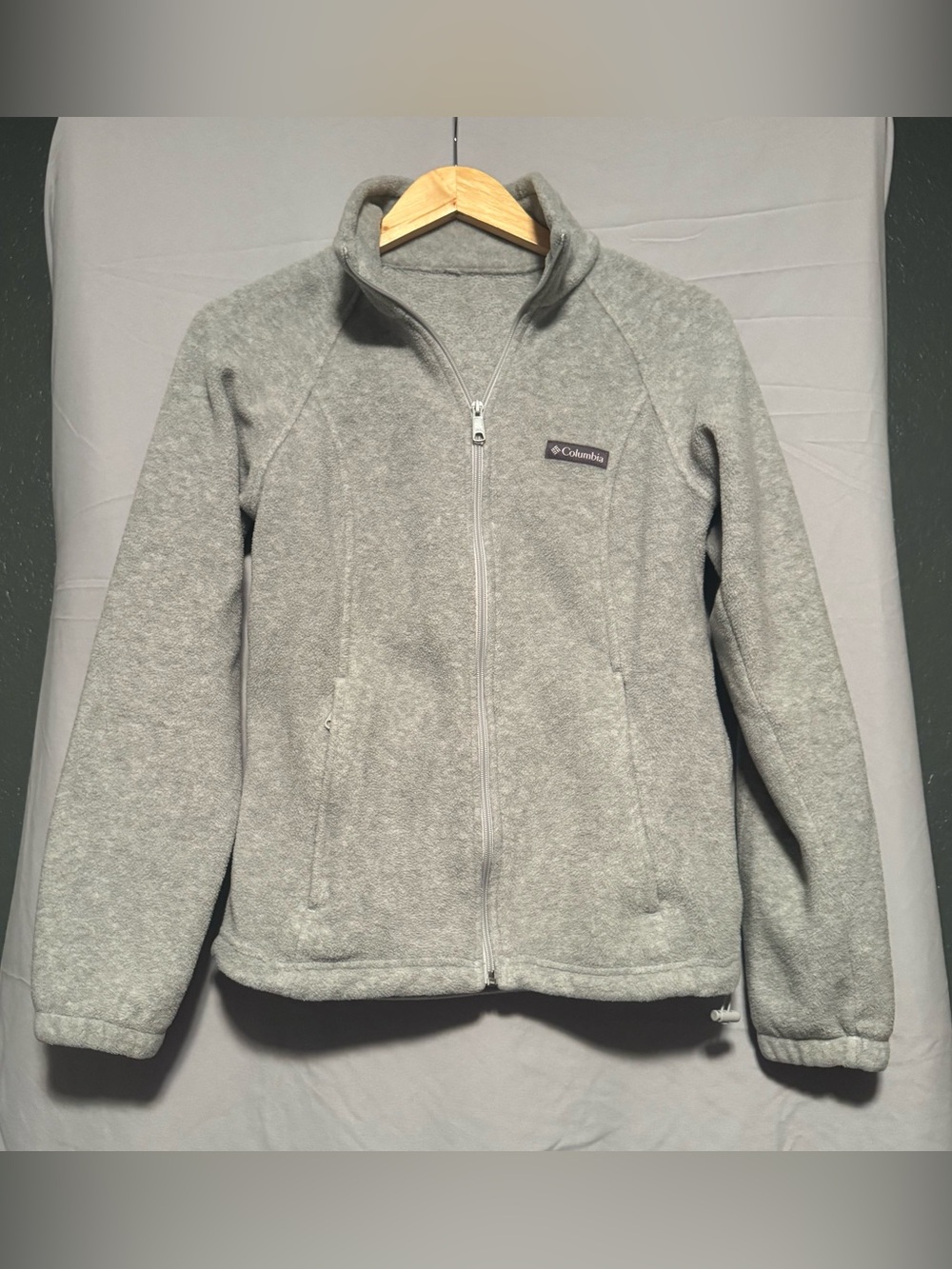 Columbia Gray Zip-Up Fleece Jacket